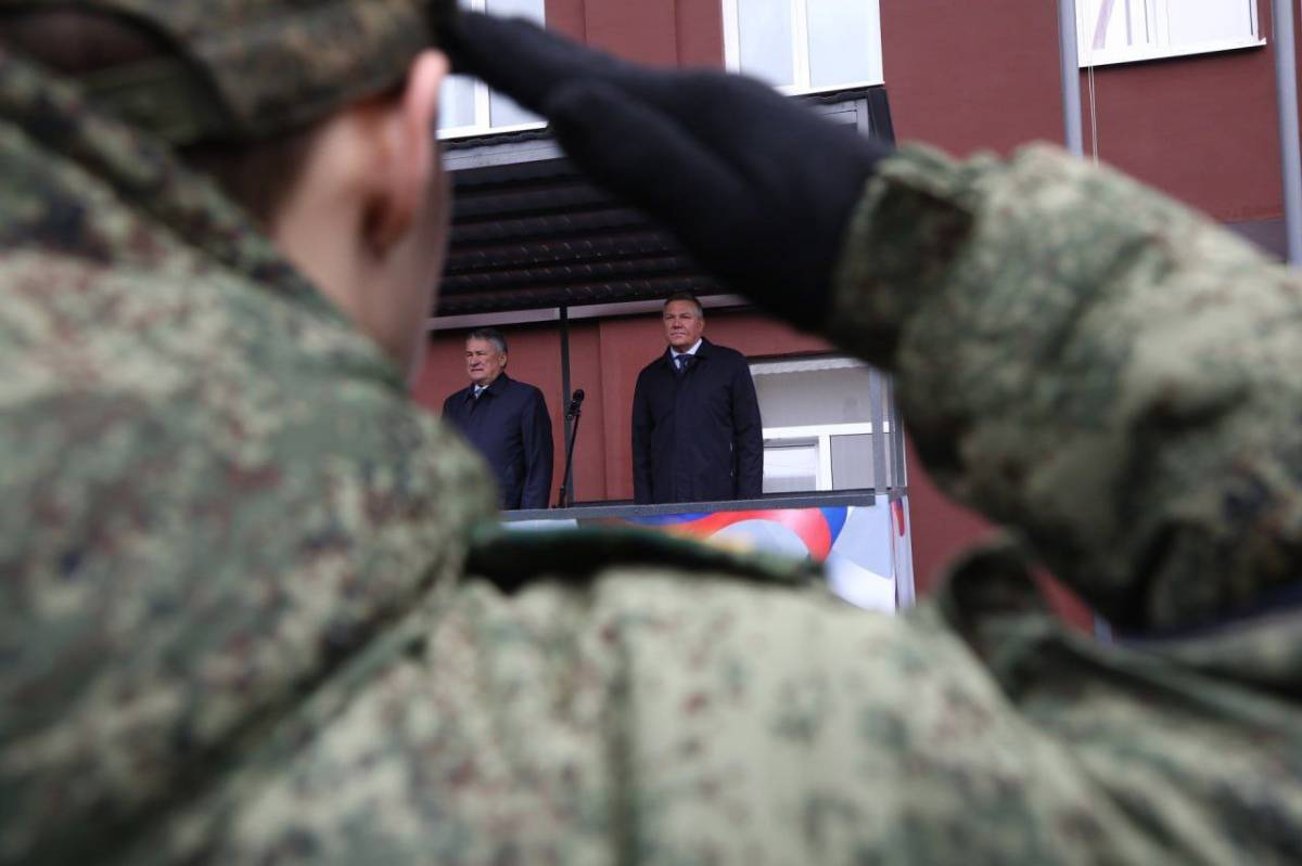 Военный учебный центр открыли на Вологодчине для подготовки специалистов Воздушно-космических сил России.
