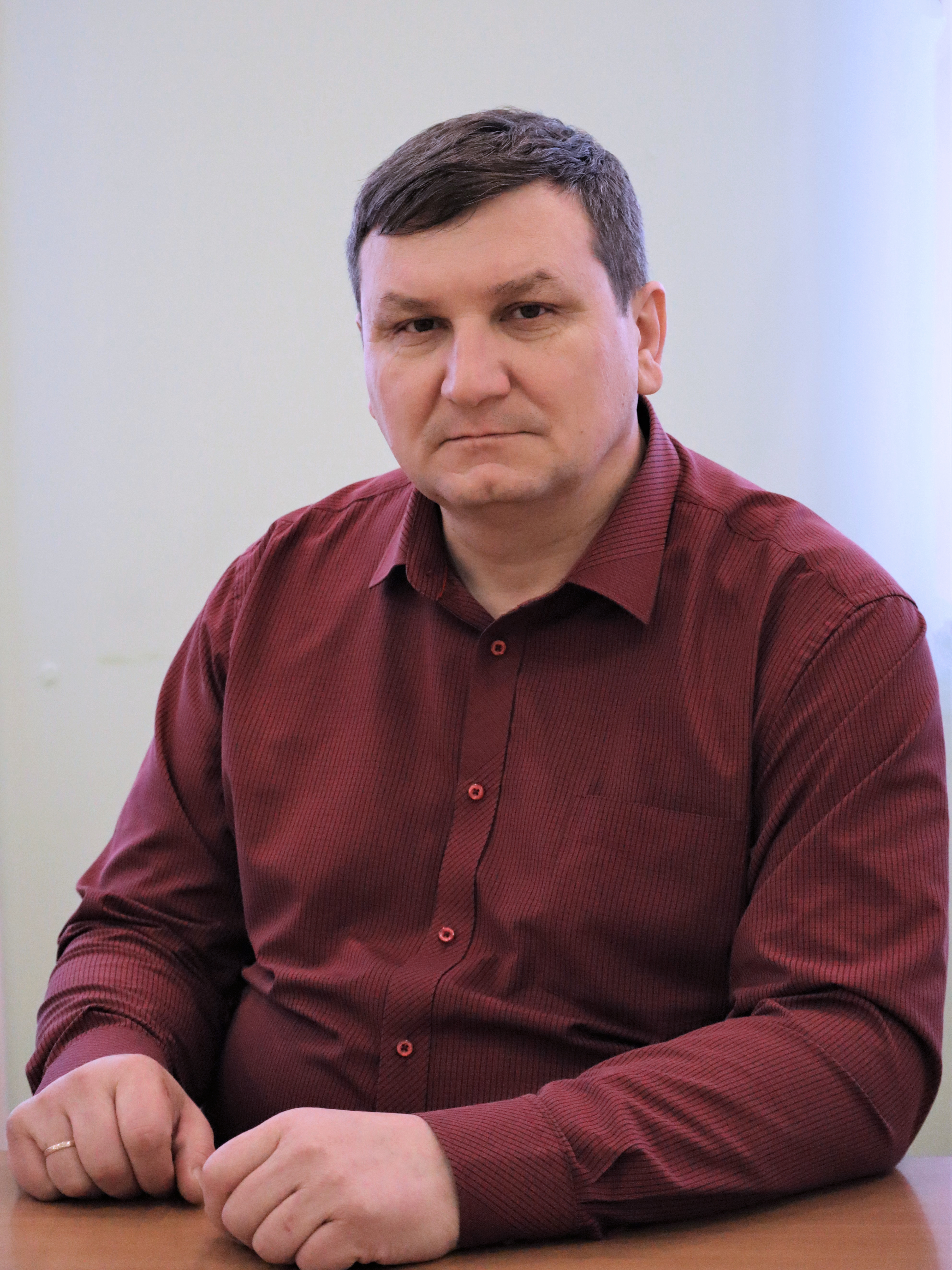 Смирнов Олег Владимирович.